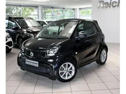Schwarz Gebraucht 2019 Smart ForTwo Cabrio Cabrio | 16.980 € (Guter Preis)