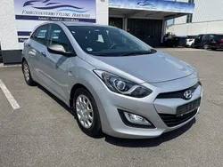 Silber Gebraucht 2012 Hyundai i30 Kleinwagen | 5.999 € (Guter Preis)