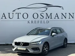 Vapour grey / metallic Gebraucht 2023 Volvo V60 Core Kombi | 32.800 € (Guter Preis)