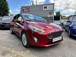 Rubyrot (metallic) Gebraucht 2017 Ford Fiesta Titanium Kleinwagen | 11.899 € (Fairer Preis)
