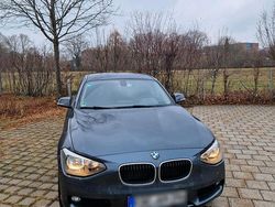 Grau Gebraucht 2014 BMW 114 Kleinwagen | 7.500 € (Guter Preis)