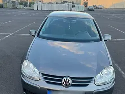 Grau Gebraucht 2005 VW Golf V Kleinwagen | 2.500 € (Guter Preis)