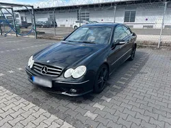 Schwarz Gebraucht 2006 Mercedes CLK320 AMG Coupé | 4.900 € (Guter Preis)