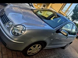 Silber Gebraucht 2004 VW Polo Cricket Limousine | 1.000 € (Superpreis)