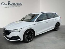 Moonweiß perleffekt Gebraucht 2024 Skoda Octavia SportLine Kombi | 33.390 € (Guter Preis)