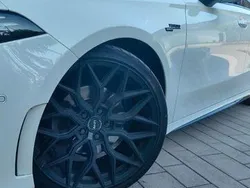 Weiß Gebraucht 2021 Mercedes A200 AMG Kombi | 28.999 € (Etwas zu teuer)