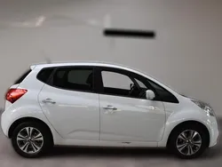 Weiß Gebraucht 2017 Kia Venga DREAM-TEAM Edition Kleinwagen | 12.720 € (Fairer Preis)