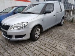 Silber Gebraucht 2012 Skoda Roomster Van / Kleinbus | 3.000 € (Guter Preis)