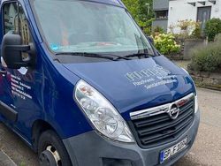 Blau Gebraucht 2011 Opel Movano Van | 12.800 € (Etwas zu teuer)