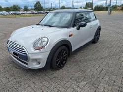 Weiß Gebraucht 2016 Mini Cooper D Kleinwagen | 5.999 € (Superpreis)