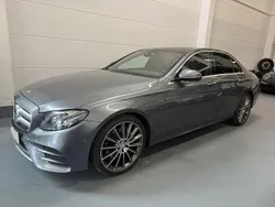 Grau Gebraucht 2016 Mercedes E220 AMG line Limousine | 19.450 € (Superpreis)