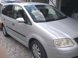Silber Gebraucht 2004 VW Touran Basis Van / Kleinbus | 2.444 € (Fairer Preis)