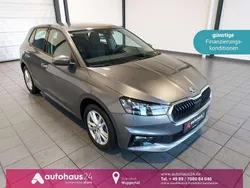Grau Gebraucht 2024 Skoda Fabia Selection Kleinwagen | 23.990 € (Fairer Preis)