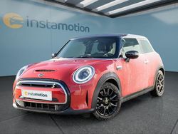 Rot Gebraucht 2022 Mini Cooper Kleinwagen | 16.349 € (Guter Preis)