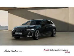 Schwarz (mythosschwarz metallic) Gebraucht 2025 Audi A5 S-Line Coupé | 54.840 € (Superpreis)