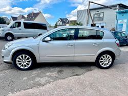 Silber Gebraucht 2004 Opel Astra Limousine | 1.400 €