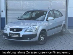 Silber Gebraucht 2006 Kia Rio EX Limousine | 1.800 € (Fairer Preis)