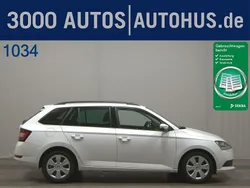 Weiss Gebraucht 2021 Skoda Fabia Ambition Kombi | 8.480 € (Superpreis)