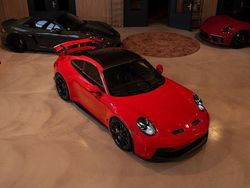 Rot Gebraucht 2022 Porsche 992 | 199.900 €