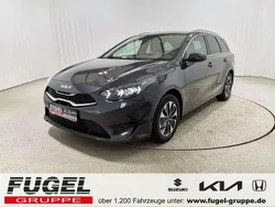 Deluxe white Neu 2024 Kia Ceed Sportswagon Kombi | 23.648 € (Guter Preis)