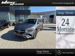 Grau Gebraucht 2025 Mercedes GLA200 Advanced SUV | 38.900 € (Guter Preis)