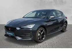 Weiß Gebraucht 2024 Cupra Leon Limousine | 31.976 € (Guter Preis)