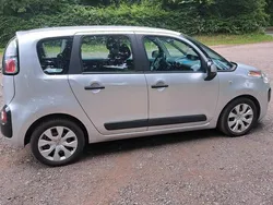 Silber Gebraucht 2009 Citroën C3 Kleinwagen | 3.600 €