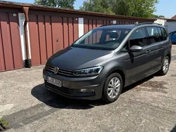 Grau Gebraucht 2016 VW Touran Comfortline Van / Kleinbus | 16.000 € (Fairer Preis)