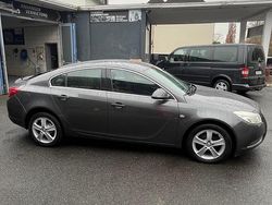 Grau Gebraucht 2009 Opel Insignia Limousine | 3.699 € (Fairer Preis)