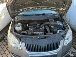 Grau Gebraucht 2009 Skoda Roomster Kombi | 750 € (Superpreis)