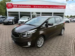 Braun Gebraucht 2016 Kia Carens Premium Van / Kleinbus | 8.999 € (Guter Preis)