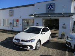 Weiß Gebraucht 2023 VW Polo Life Limousine | 19.890 € (Fairer Preis)