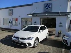 Weiß Gebraucht 2023 VW Polo Life Limousine | 20.150 € (Fairer Preis)