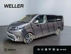 Basaltgrau metallic Gebraucht 2022 Toyota Proace Verso Executive Kombi | 45.980 € (Teuer)