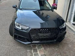 Grau Gebraucht 2018 Audi A4 Comfort Kombi | 21.300 € (Fairer Preis)