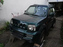 Grün Gebraucht 2007 Suzuki Jimny SUV | 2.790 €