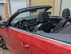 Rot Gebraucht 2021 VW T-Roc Cabriolet Active Cabrio | 20.350 € (Superpreis)