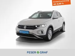 Pure white Gebraucht 2024 VW T-Roc Life SUV | 21.750 € (Guter Preis)