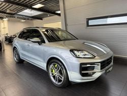 Dolomitsilber Gebraucht 2024 Porsche Cayenne S E-Hybrid SUV | 91.890 € (Fairer Preis)