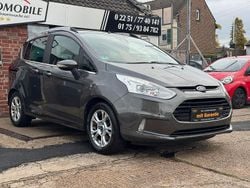 Grau Gebraucht 2017 Ford B-MAX Titanium Van / Kleinbus | 8.490 € (Superpreis)