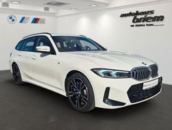 Weiß Gebraucht 2024 BMW 318 M Sport Kombi | 41.000 € (Teuer)