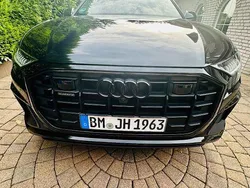 Schwarz Gebraucht 2021 Audi Q8 Sport SUV | 52.000 € (Guter Preis)