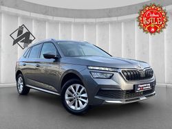 Graphitegrau metallic Gebraucht 2023 Skoda Kamiq Ambition SUV | 19.370 € (Guter Preis)