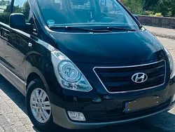 Schwarz Gebraucht 2017 Hyundai H-1 Van / Kleinbus | 19.000 € (Teuer)