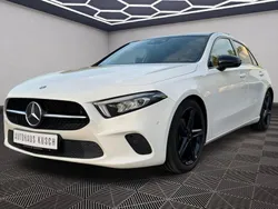 Weiß Gebraucht 2018 Mercedes A180 Limousine | 18.700 € (Teuer)