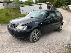 Schwarz Gebraucht 2000 VW Polo Kleinwagen | 200 € (Superpreis)