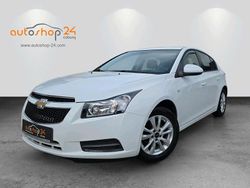 Weiß Gebraucht 2012 Chevrolet Cruze LT Limousine | 5.299 € (Fairer Preis)