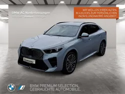 Grau Gebraucht 2024 BMW iX2 M Sport SUV | 47.900 € (Etwas zu teuer)