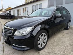 Schwarz Gebraucht 2013 Mercedes C200 Limousine | 11.600 € (Fairer Preis)
