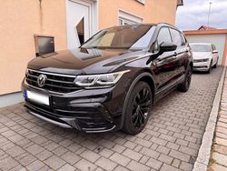 Schwarz Gebraucht 2023 VW Tiguan Allspace Style SUV | 39.850 € (Teuer)